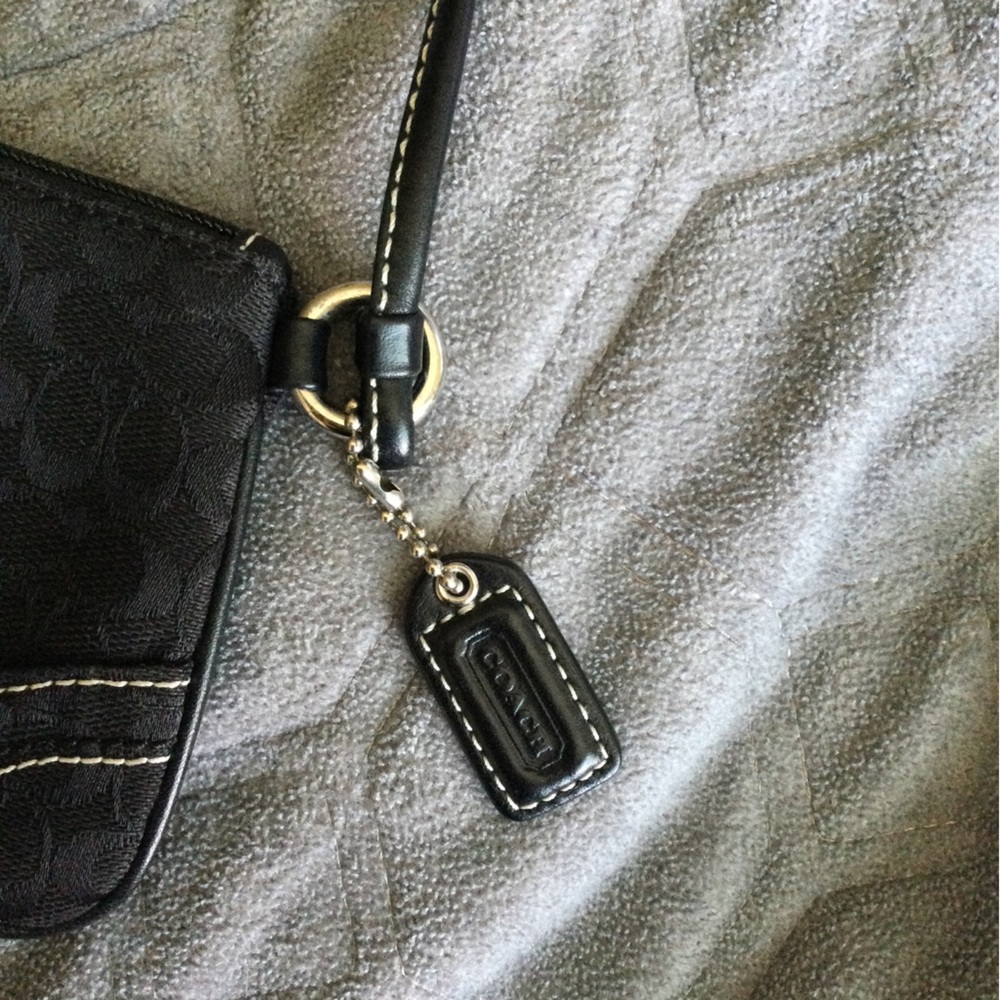 Vintage COACH wristlet perfect condition - Picture 3 of 7